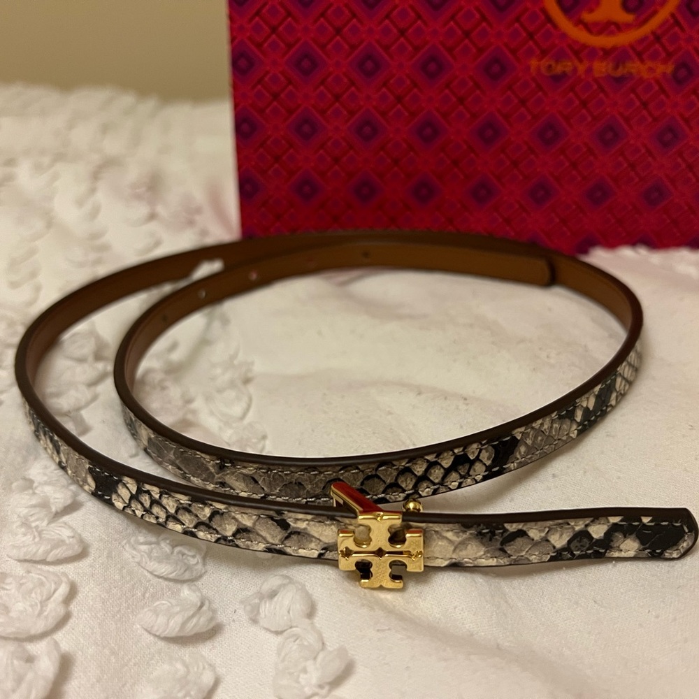 Tory Burch belt reversible stylish snakeskin in excellent condition